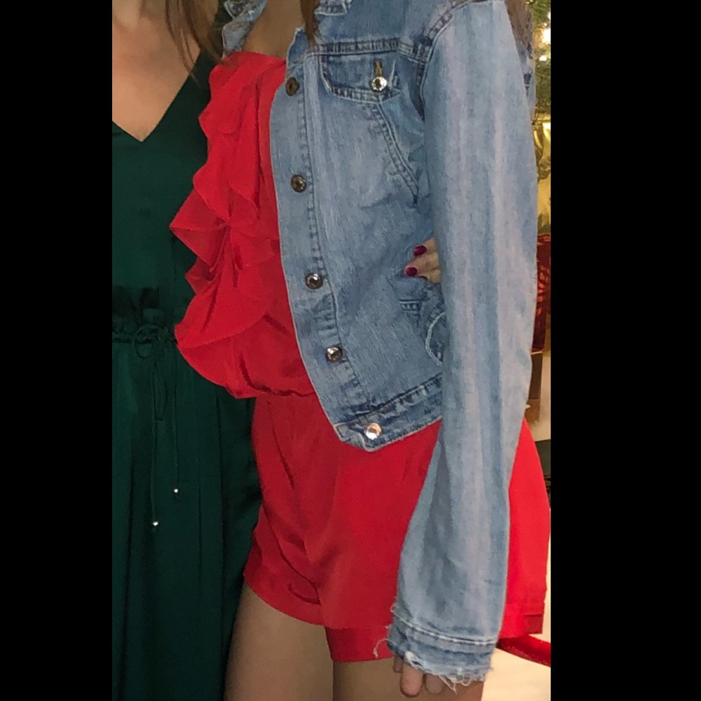 EXPRESS RED RUFFLED ROMPER - Picture 5 of 5